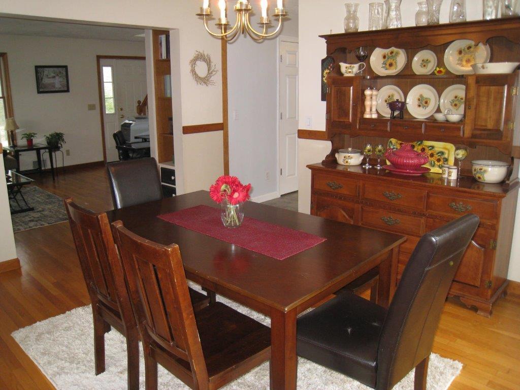 22 Snow Pond Road Oakland, ME 04963 - Photo 15 of 38 DINING ROOM