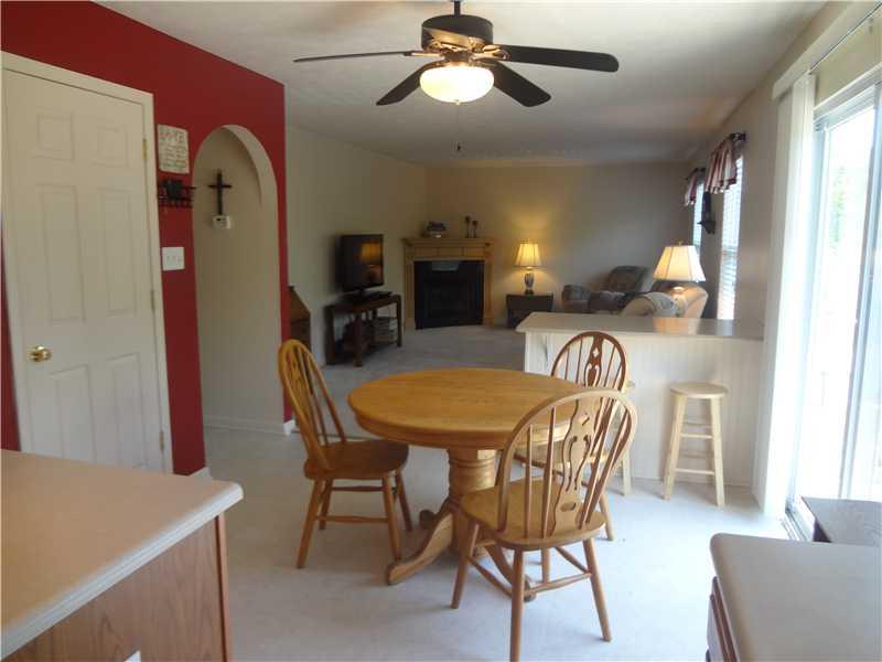514 Blue Ridge Drive Coraopolis, PA 15108 - Photo 5 of 23 Kitchen.
