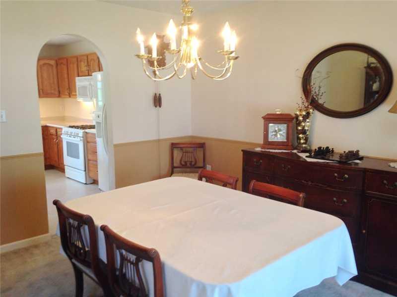 514 Blue Ridge Drive Coraopolis, PA 15108 - Photo 9 of 23 Dining Room.