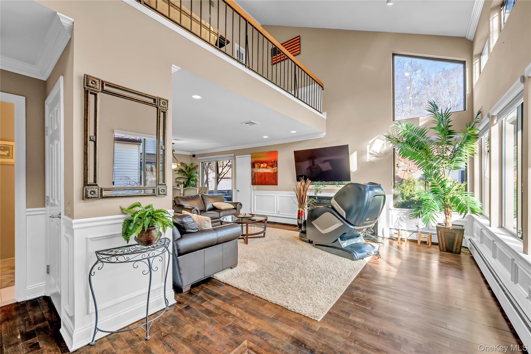 8 Fawn Ridge, Unit 8 Millwood, NY 10546 - Photo 3 of 18 Entry from front Door