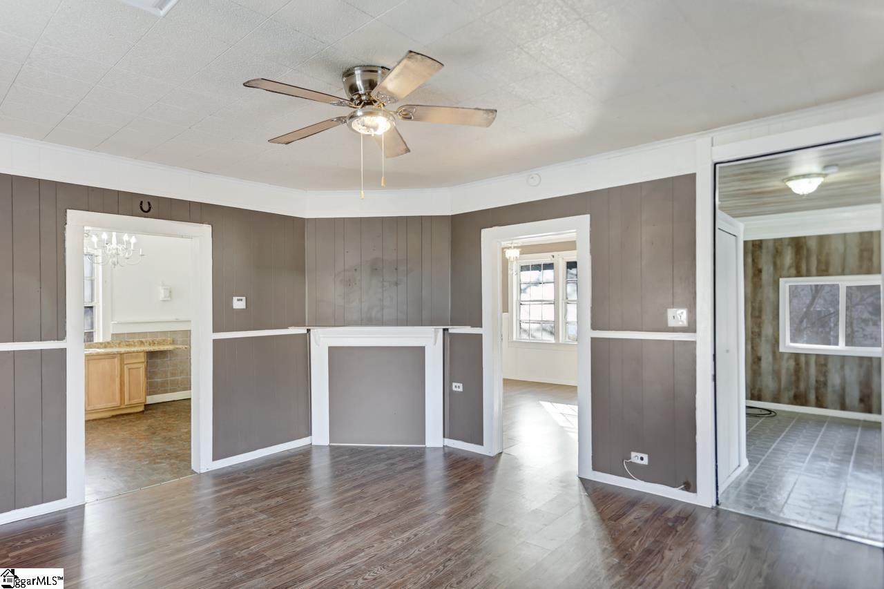 206 L Street Anderson, SC 29625 - Photo 3 of 15 Gallery Image 3