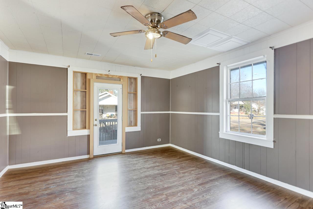 206 L Street Anderson, SC 29625 - Photo 4 of 15 Gallery Image 4