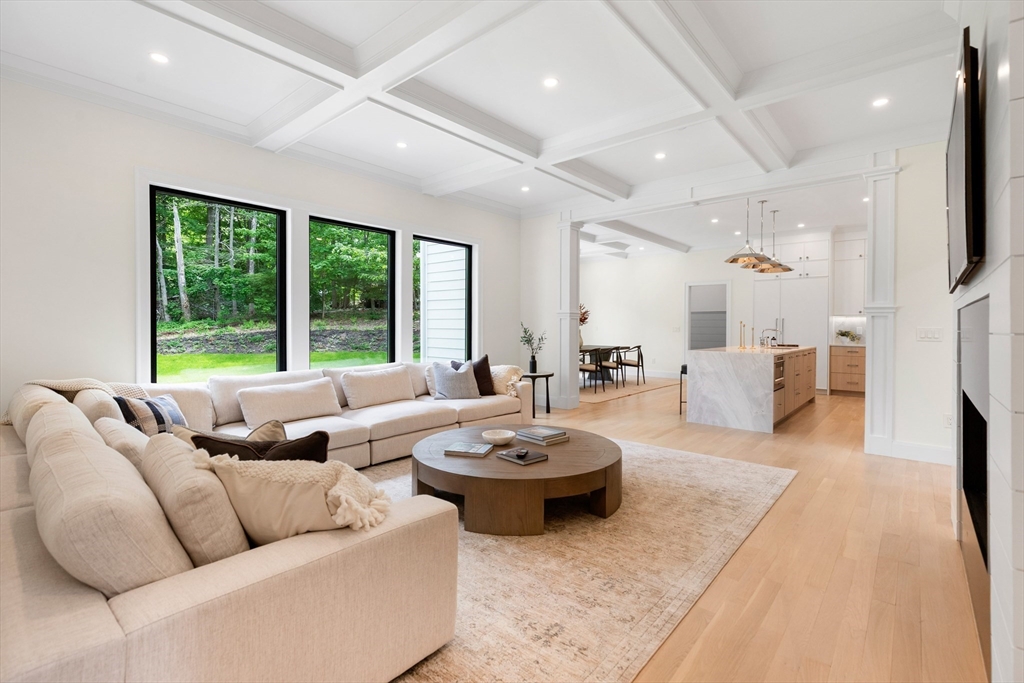 92 Hill Street Lexington, MA 02421 - Photo 9 of 41