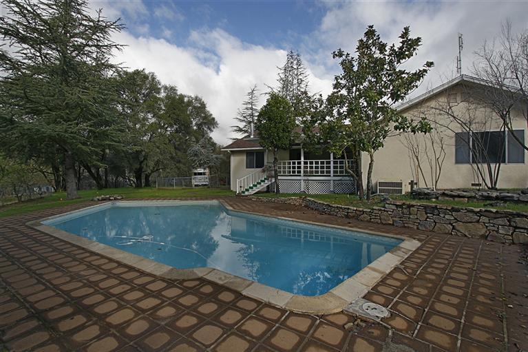 28135 Burrough Valley Road Tollhouse, CA 93667 - Photo 32 of 64 Gallery Image 32