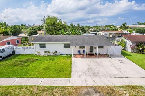 14441 Southwest 285th Street Homestead, FL 33033 - Photo 2 of 21 Gallery Image 2