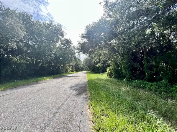 $23,000 | 19136 Ruskin Avenue, Port Charlotte, FL 33954