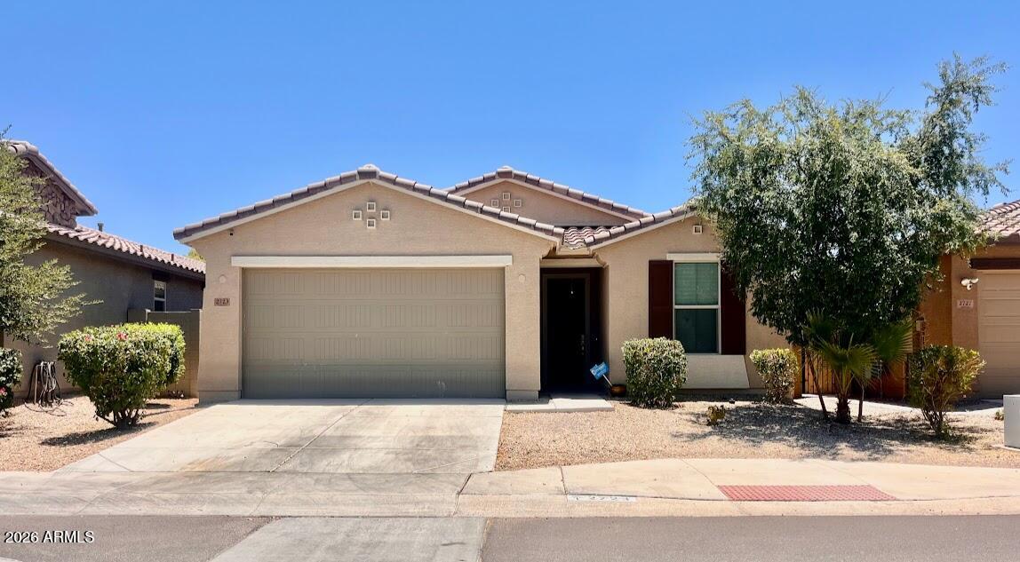 2723 West Apollo Road Phoenix, AZ 85041 - Photo 1 of 26 Apollo frt