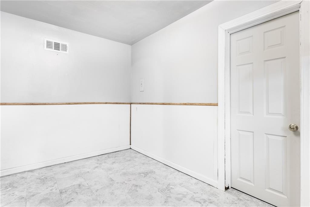 1309 North Post Road Indianapolis, IN 46219 - Photo 12 of 33 Gallery Image 12