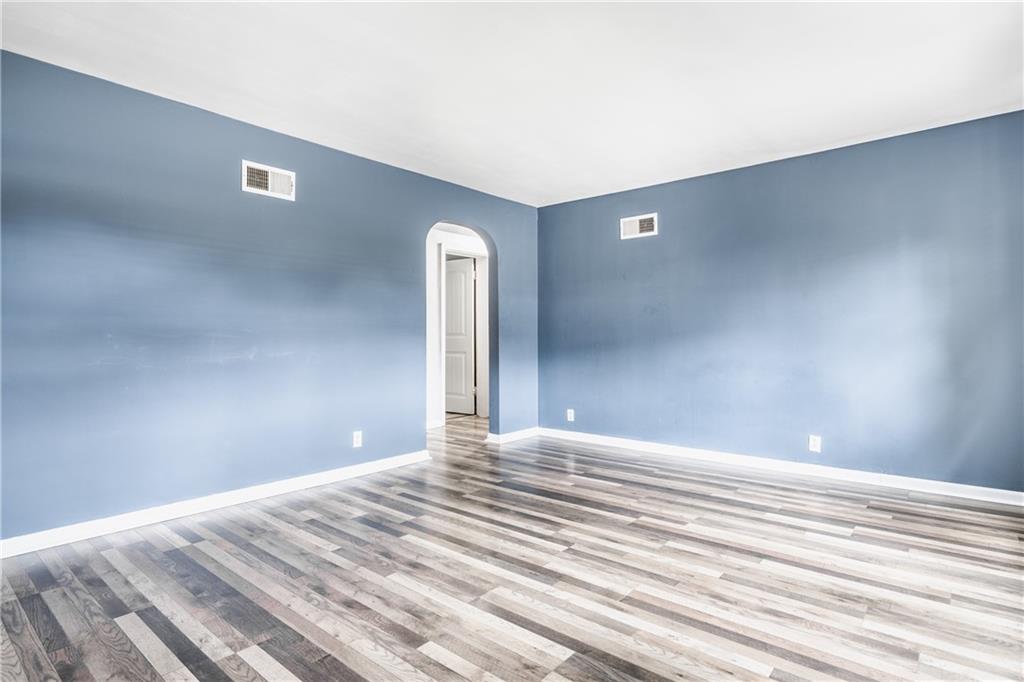 1309 North Post Road Indianapolis, IN 46219 - Photo 7 of 33 Gallery Image 7