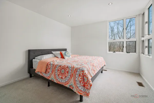 $1,099,000 | 18212 Oak Grove Road, Harvard, IL 60033