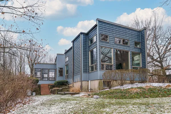 $1,099,000 | 18212 Oak Grove Road, Harvard, IL 60033