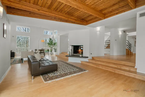 $1,099,000 | 18212 Oak Grove Road, Harvard, IL 60033