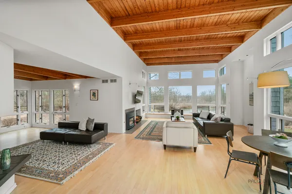 $1,099,000 | 18212 Oak Grove Road, Harvard, IL 60033