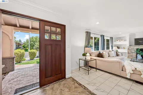 $1,895,000 | 2358 Crestline Road, Pleasanton, CA 94566