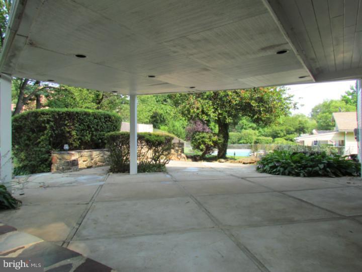 1004 Fraser Road Glenside, PA 19038 - Photo 5 of 24 Patio