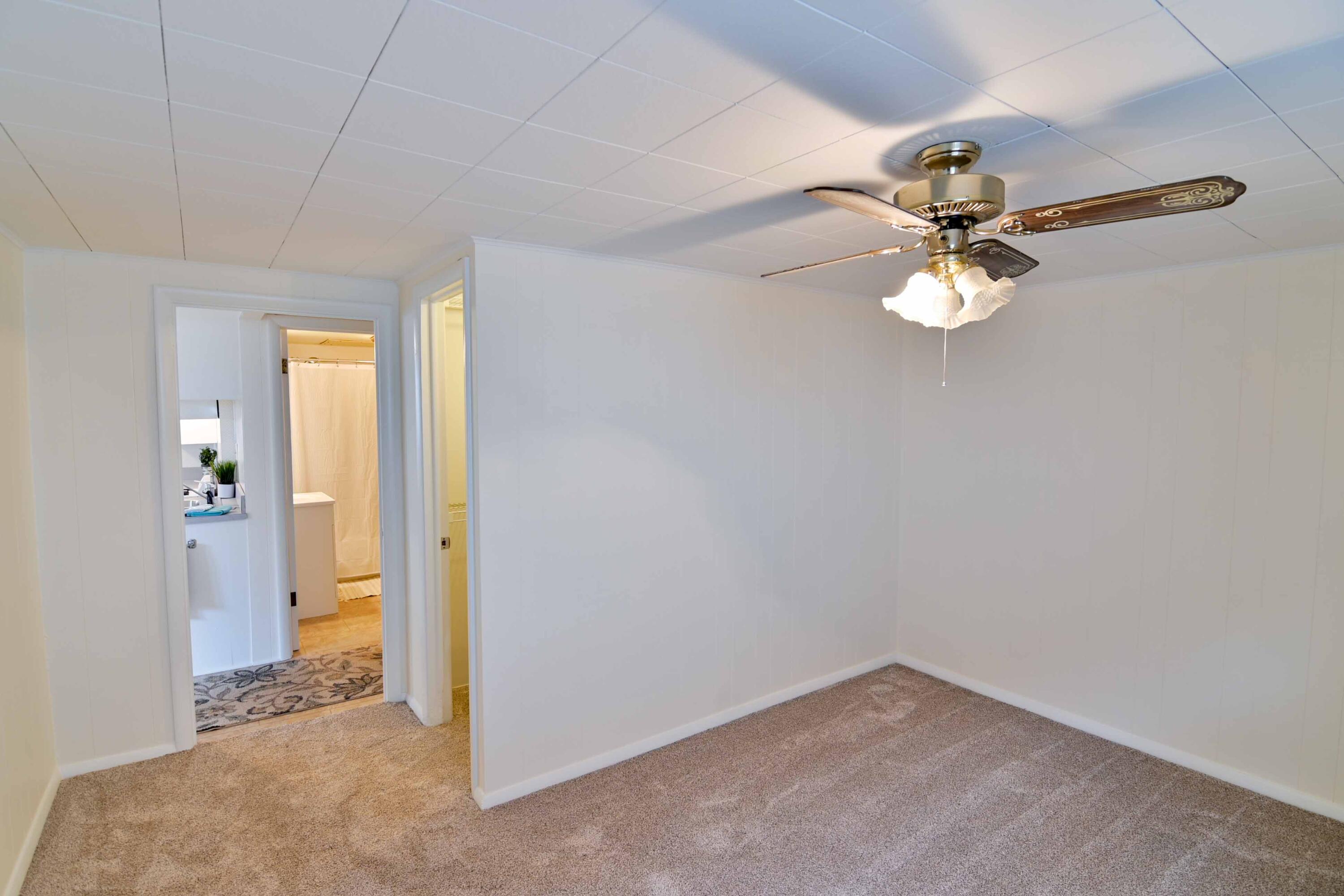 2807 Washington Road, Unit LOWR Kenosha, WI 53140 - Photo 16 of 26 DSC_7504