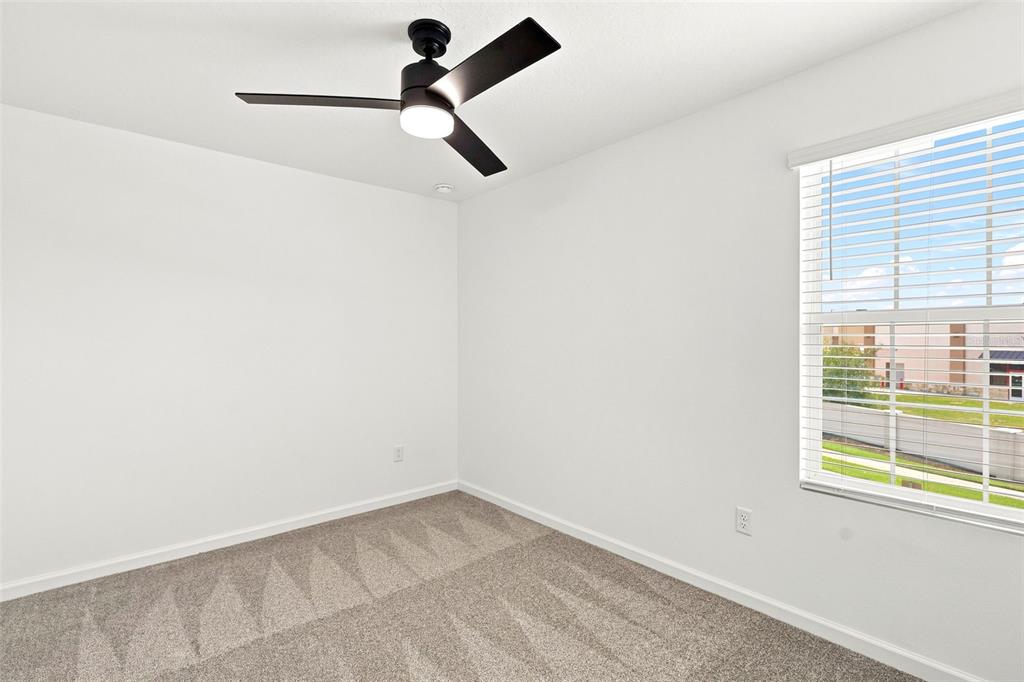 865 Spring Palms Loop Orlando, FL 32828 - Photo 23 of 36
