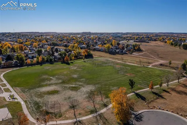 a view of a water fountain and an ocean view
