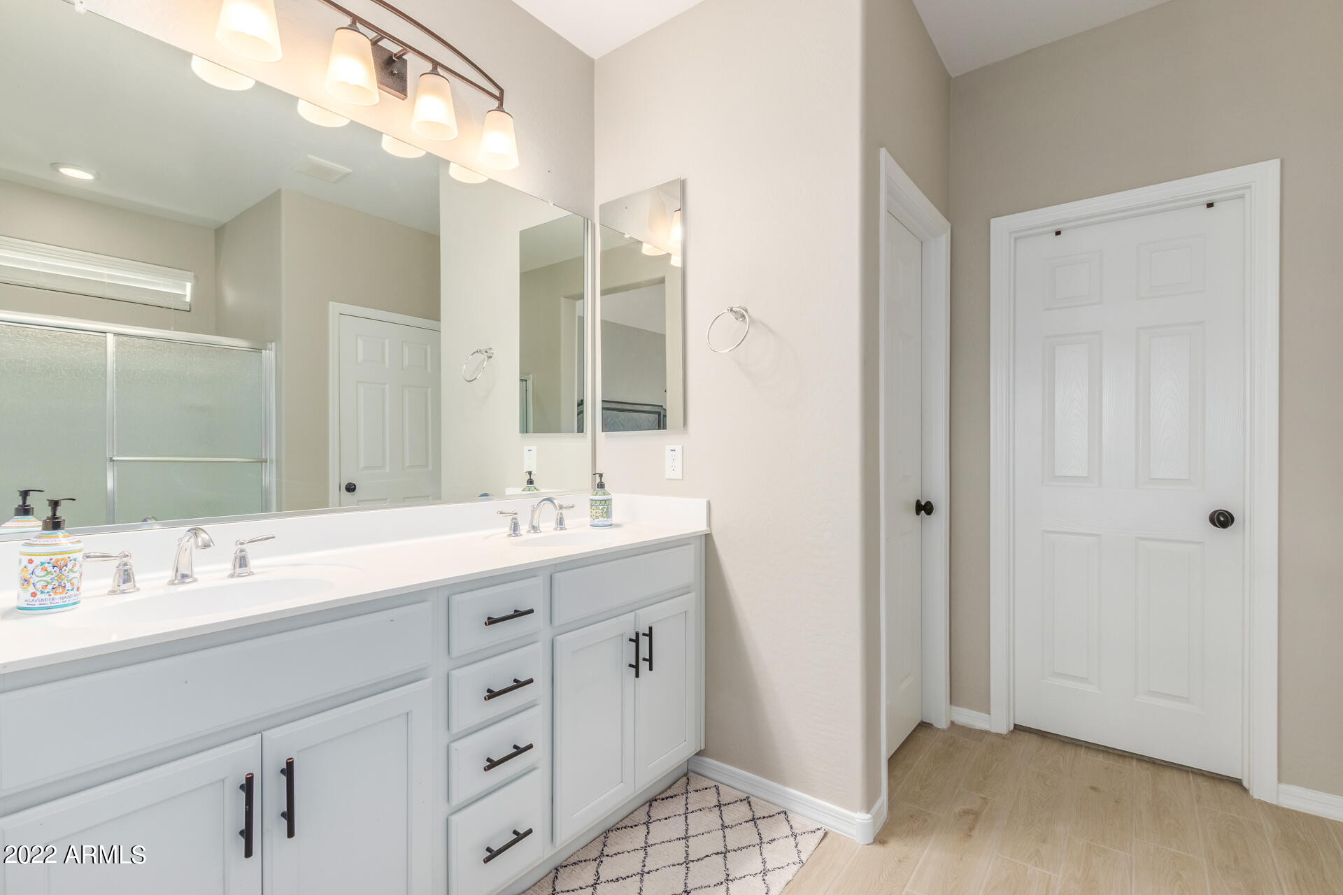 3259 West Carter Road Phoenix, AZ 85041 - Photo 15 of 30 Master Bath