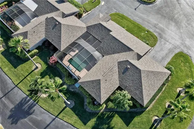 $324,900 | 6269 North Mirror Lake Drive, Unit 6269, Sebastian, FL 32958