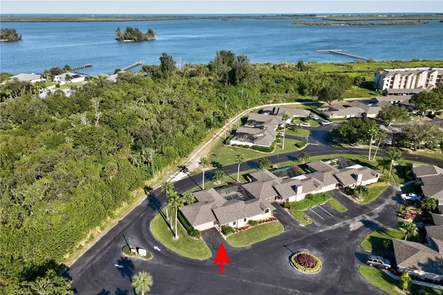 $324,900 | 6269 North Mirror Lake Drive, Unit 6269, Sebastian, FL 32958