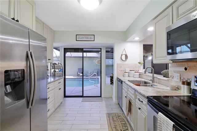 $324,900 | 6269 North Mirror Lake Drive, Unit 6269, Sebastian, FL 32958