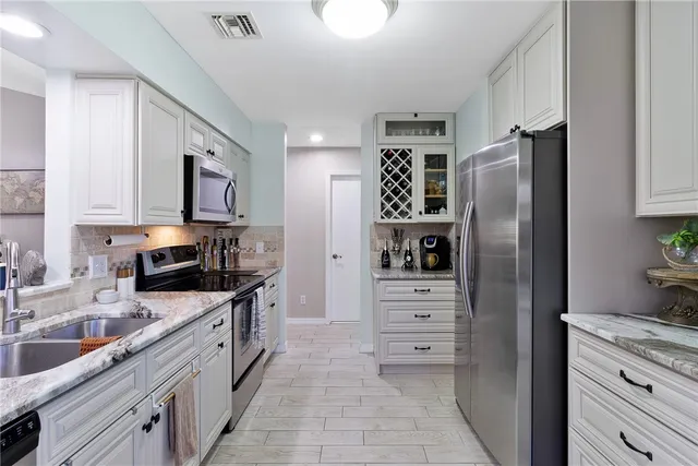 $324,900 | 6269 North Mirror Lake Drive, Unit 6269, Sebastian, FL 32958