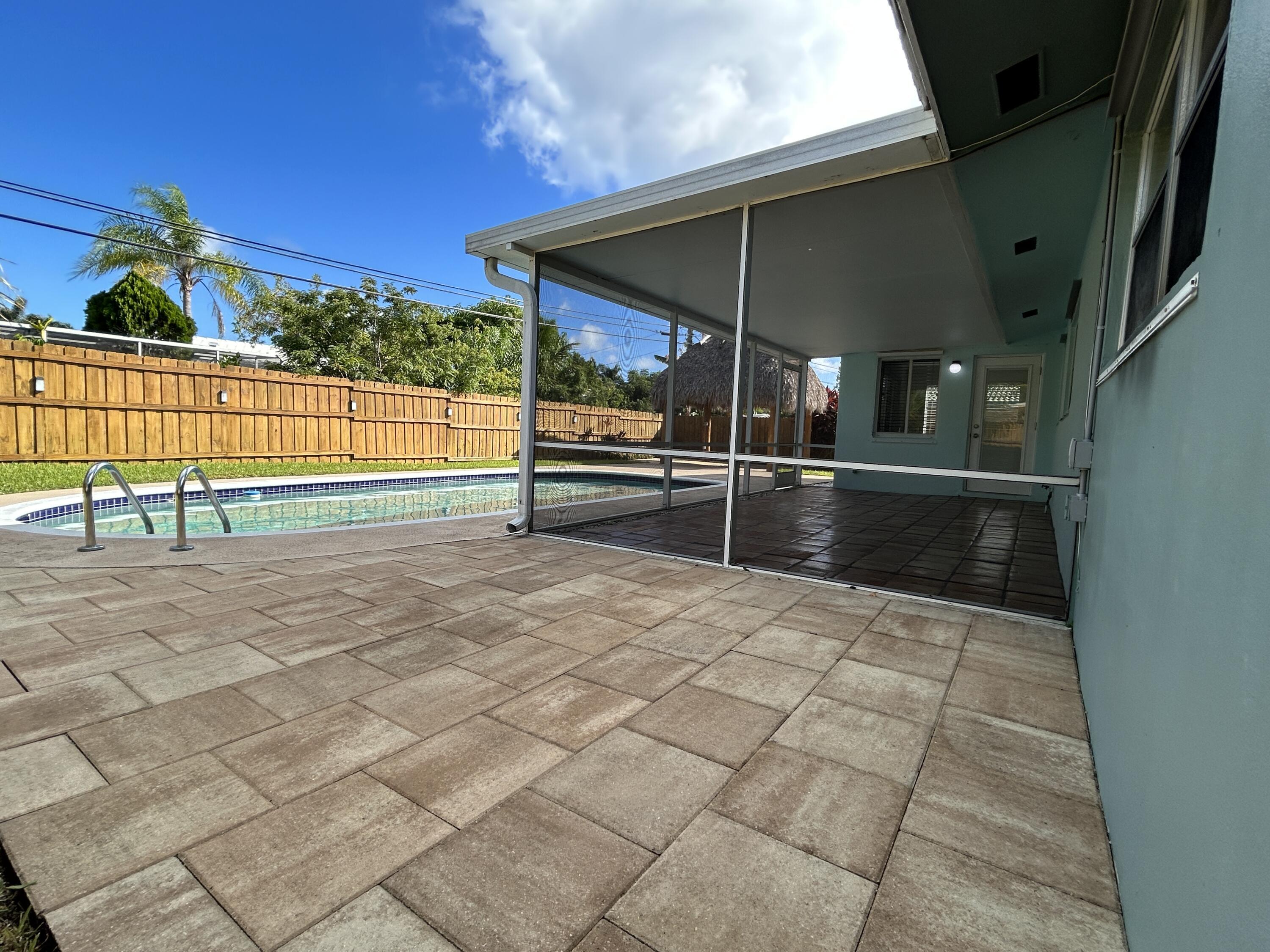 455 Northeast 29th Street Boca Raton, FL 33431 - Photo 20 of 47 IMG_5033