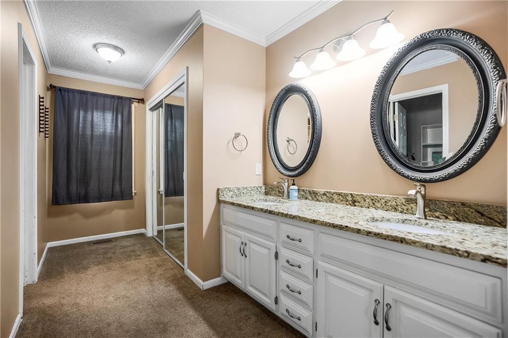 15855 Gardner West Road Gardner, KS 66030 - Photo 20 of 35