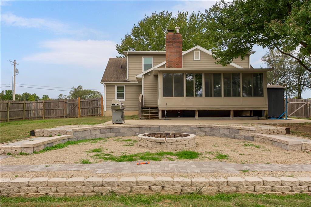 15855 Gardner West Road Gardner, KS 66030 - Photo 32 of 35