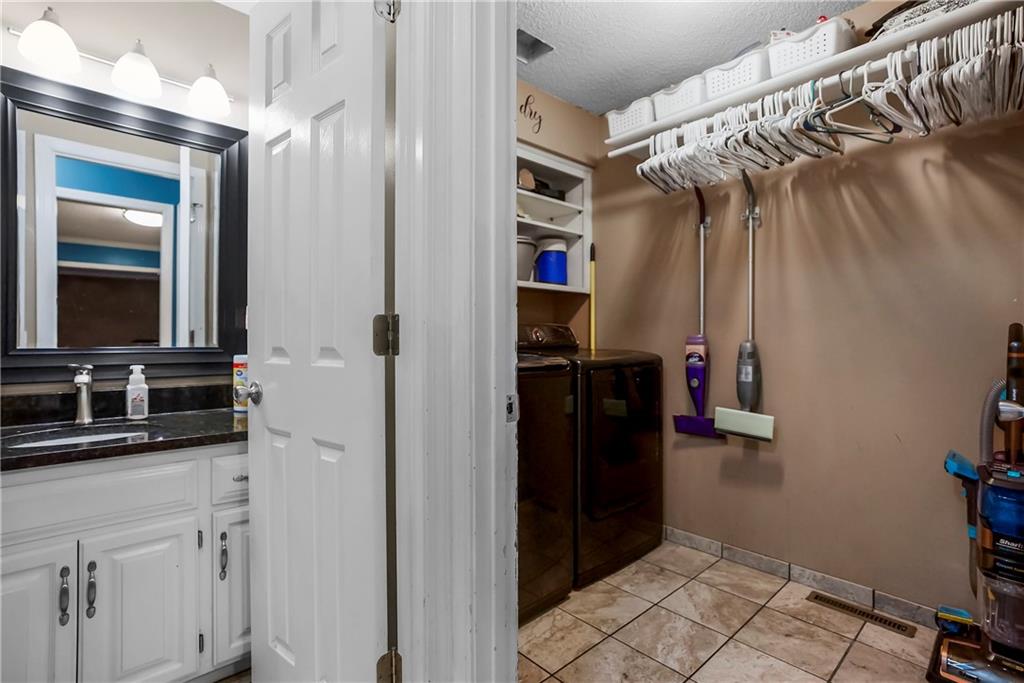 15855 Gardner West Road Gardner, KS 66030 - Photo 10 of 35