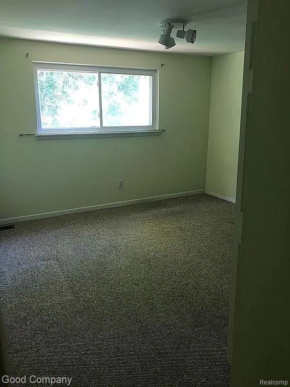 30123 Fox Grove Road Farmington, MI 48334 - Photo 31 of 36