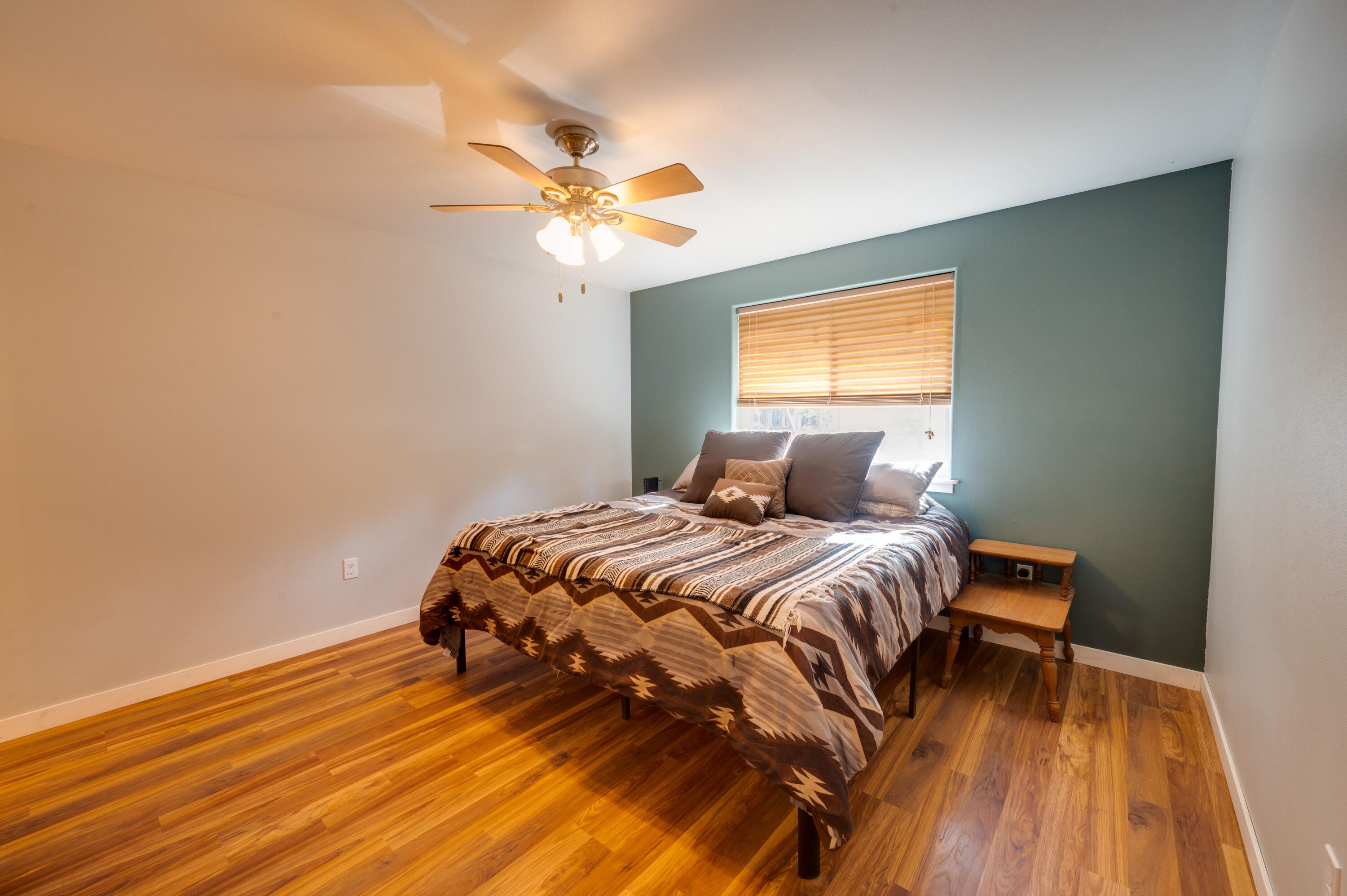 55693 Swan Road Bend, OR 97707 - Photo 15 of 22 DSC_2855HDR-2
