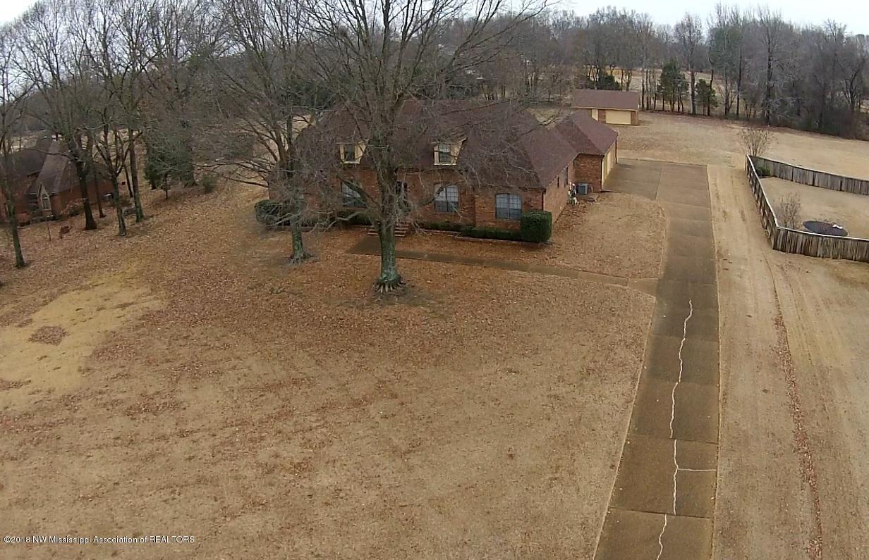 3460 Plum Point Road East Olive Branch, MS 38654 - Photo 3 of 50 4
