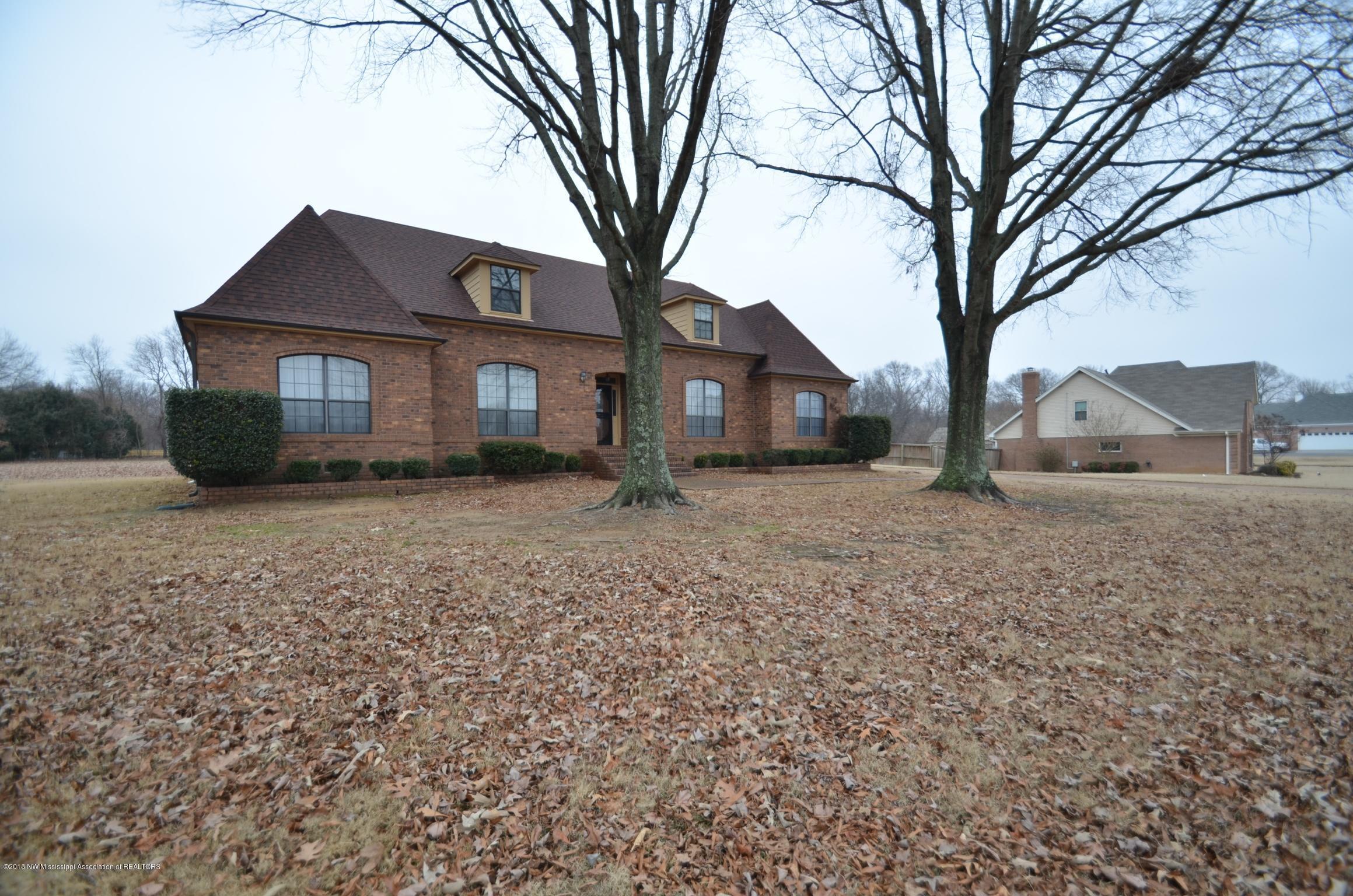 3460 Plum Point Road East Olive Branch, MS 38654 - Photo 7 of 50 01e68271c2533b54c730c2f0006e46400e6c8edf