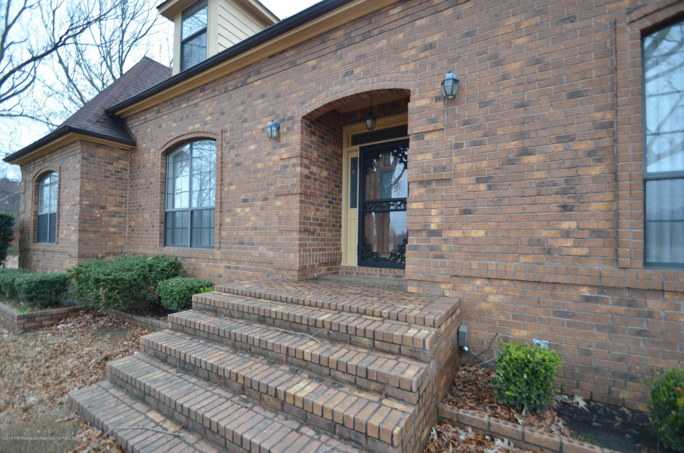 3460 Plum Point Road East Olive Branch, MS 38654 - Photo 9 of 50 01866f3fb4f318721b89a7a5434b6b38c842cbfe