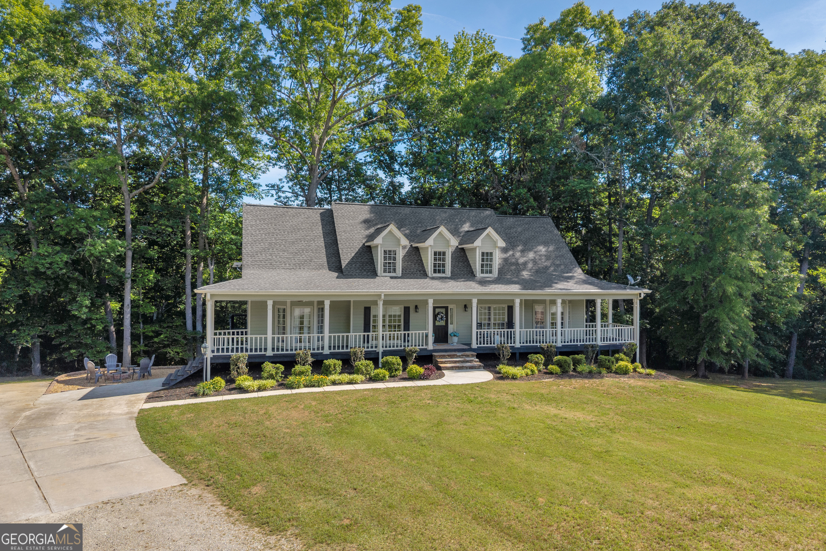 533 Emory Chambers Road Lula, GA 30554 - Photo 4 of 88