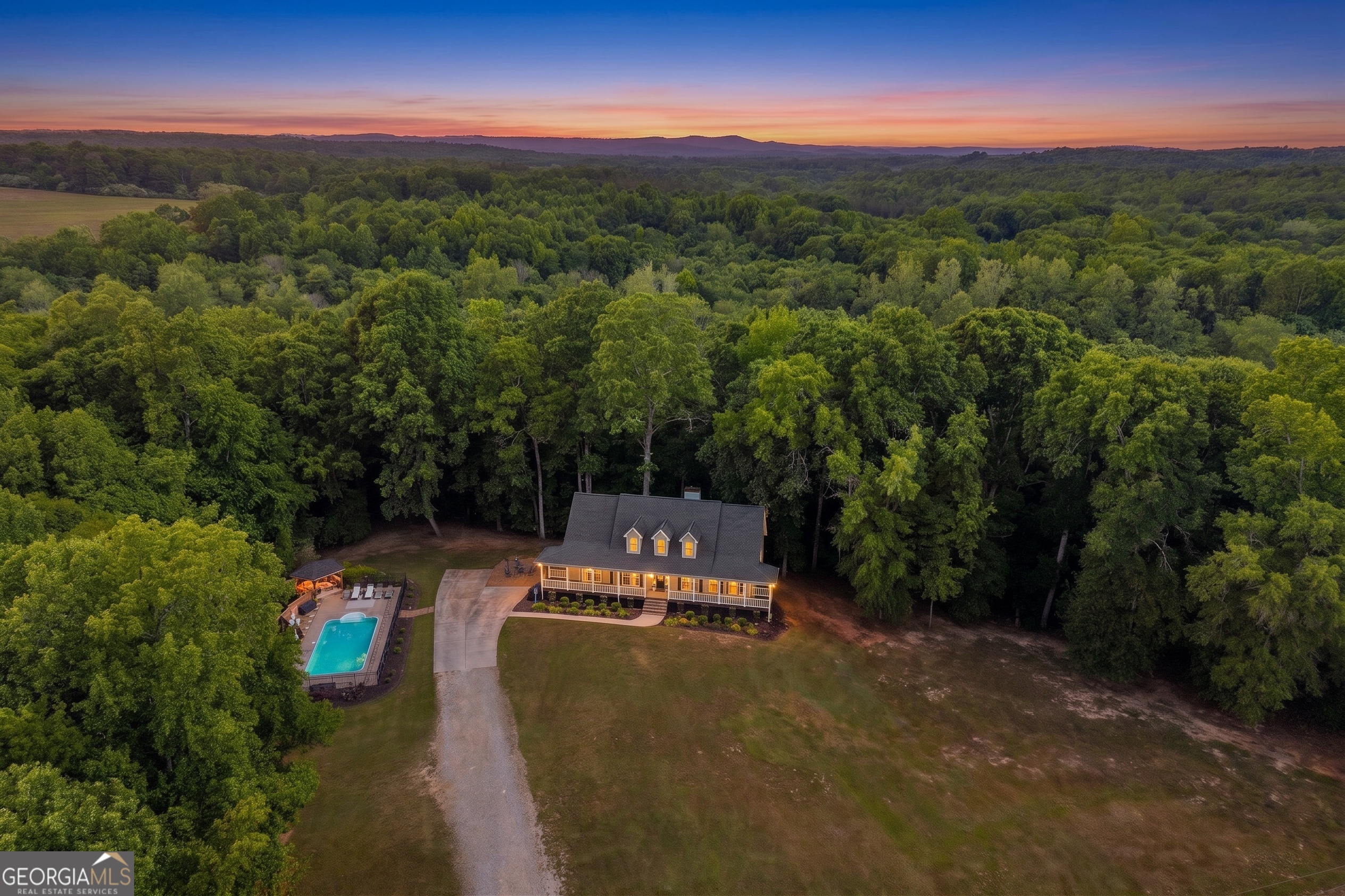 533 Emory Chambers Road Lula, GA 30554 - Photo 7 of 88