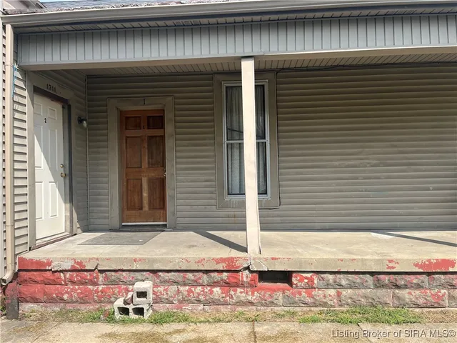 $146,000 | 1711 Charlestown Road, New Albany, IN 47150