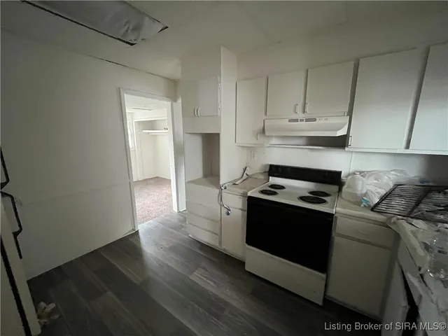 $146,000 | 1711 Charlestown Road, New Albany, IN 47150