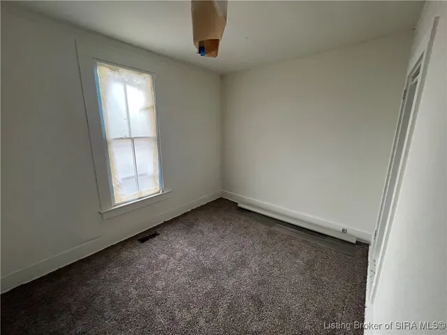 $146,000 | 1711 Charlestown Road, New Albany, IN 47150