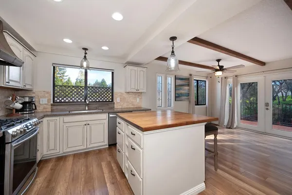 $699,000 | 22901 Sunset Ridge Drive, Auburn, CA 95602