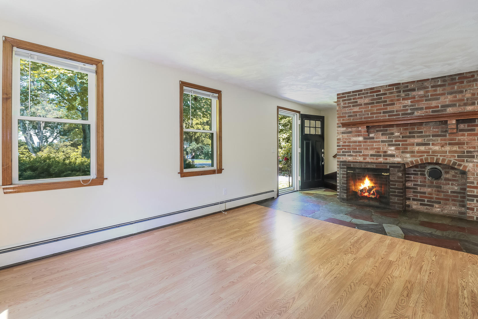 45 Boulder Brook Road East Sandwich, MA 02537 - Photo 4 of 23 2021-06-08-18-13-58-utc