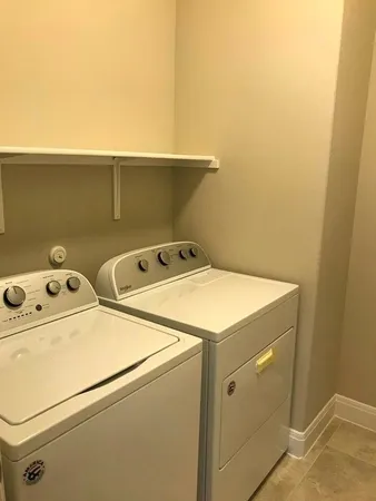 $2,000 | 109 Eli Whitney Way, Hutto, TX 78634