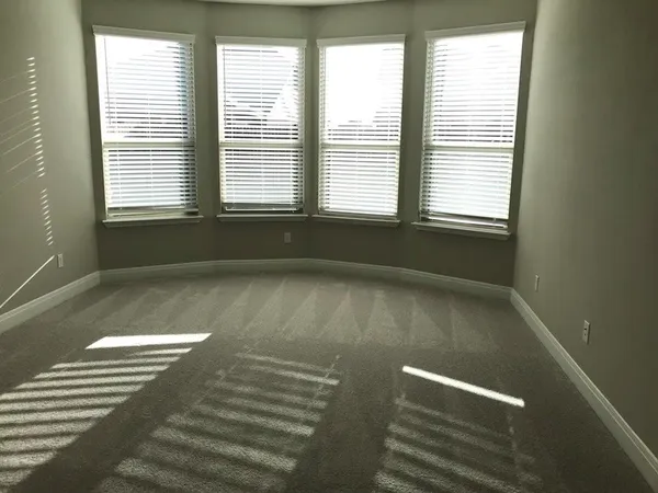 $2,000 | 109 Eli Whitney Way, Hutto, TX 78634