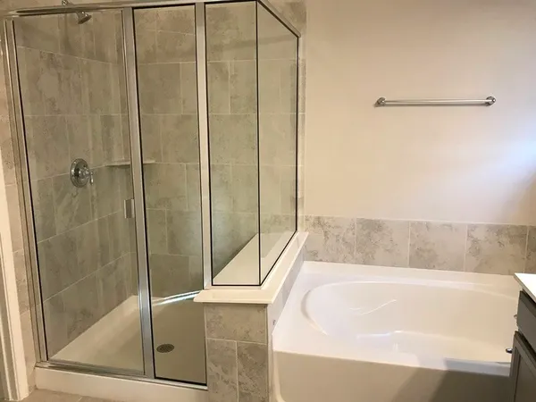 $2,000 | 109 Eli Whitney Way, Hutto, TX 78634