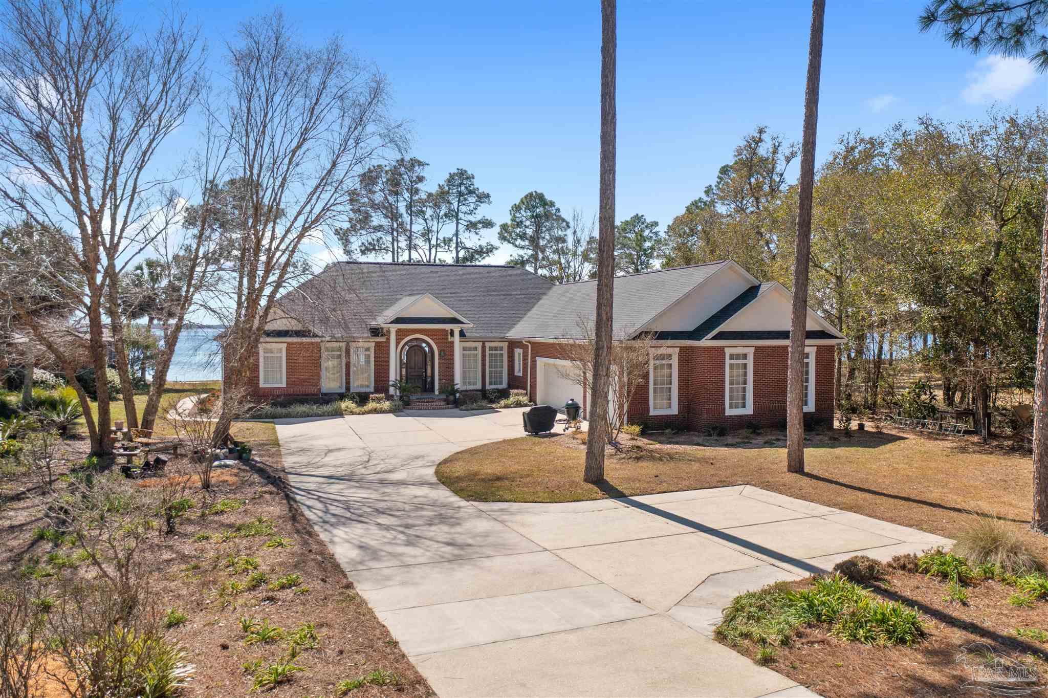 7797 Petersen Point Road Milton, FL 32583 - Photo 2 of 46 Gallery Image 2