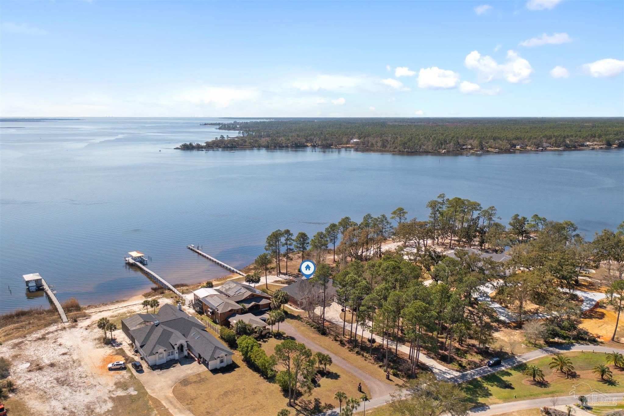 7797 Petersen Point Road Milton, FL 32583 - Photo 8 of 46 Gallery Image 8