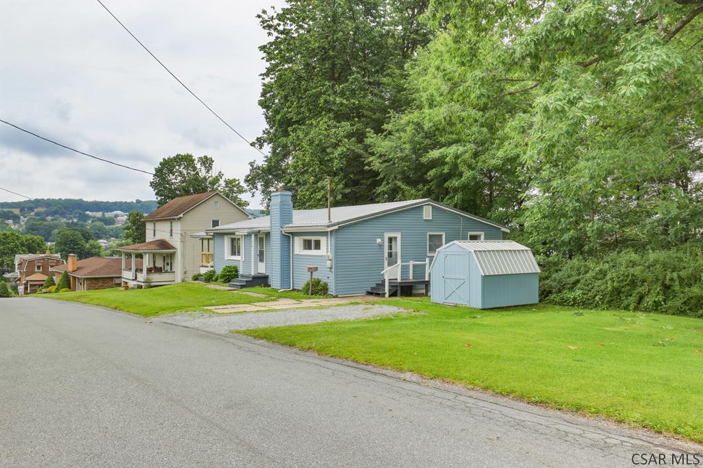 910 Poplar Street Windber, PA 15963 - Photo 24 of 29