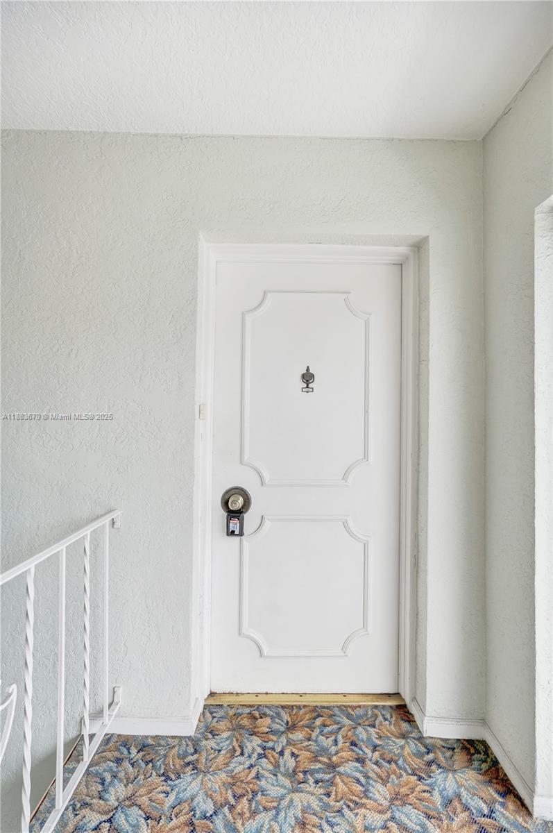 2181 Northeast 67th Street, Unit 622 Fort Lauderdale, FL 33308 - Photo 16 of 28 a view of a bathroom